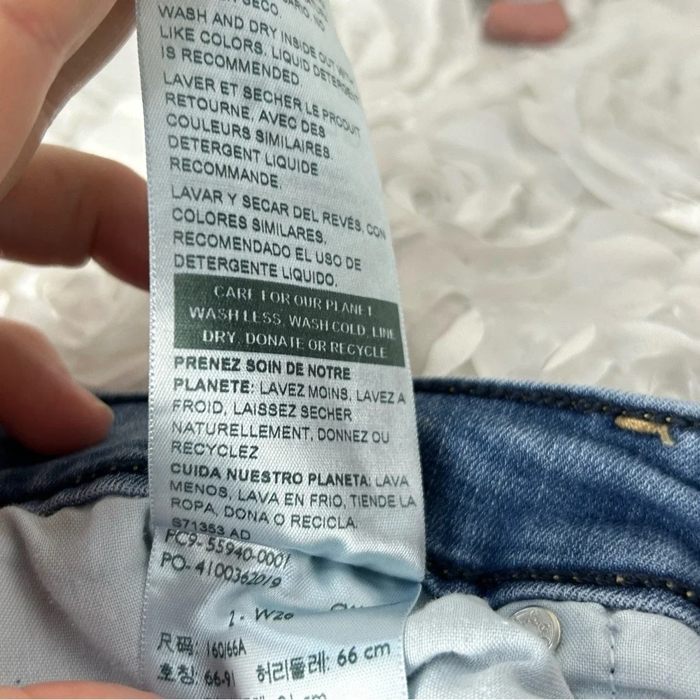 Levi's Denizen‎ High Rise Blue Jean Shorts 2-W26